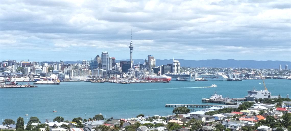 Auckland Skyline Skytower View