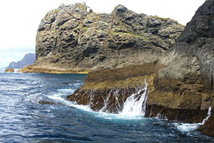 Bay of Islands Hole in the Rock